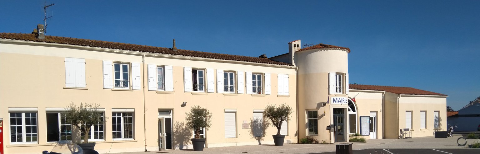 Mairie du Chambon-Feugerolles - Diagnostic et inspection de toiture par HDC Rénov Habitat
